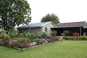 The Itumeleng Guest House Bergville Exterior photo
